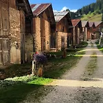 La Gerla - Cozy Alpine Apartment * Padola